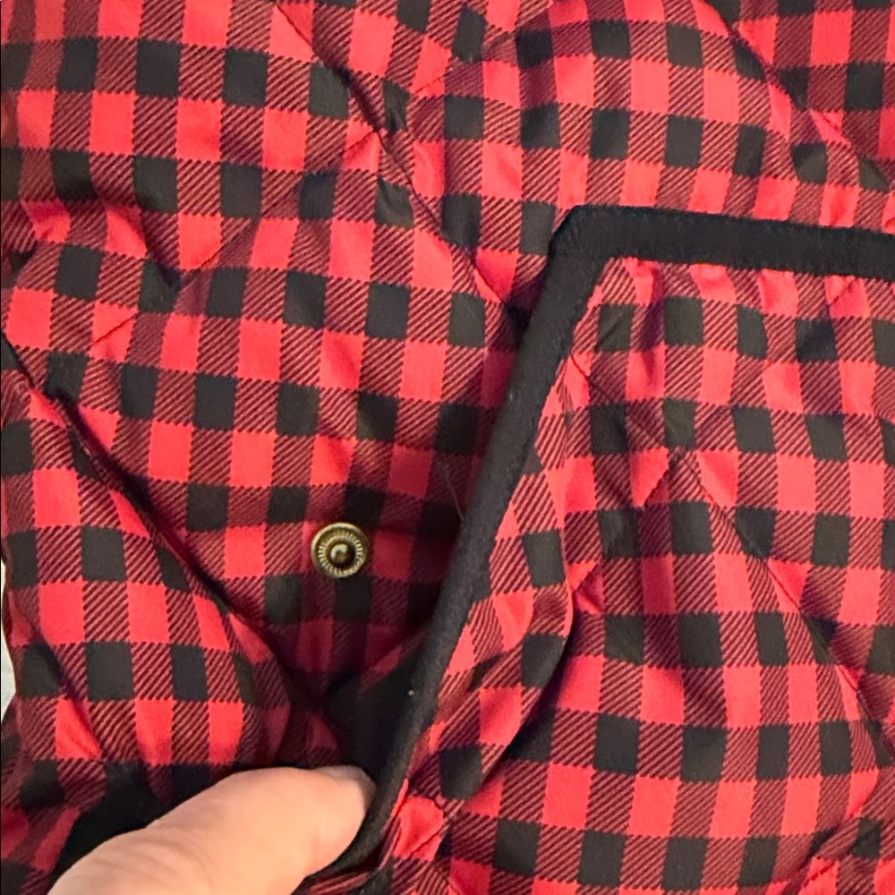 J. Crew Red and Black Plaid Vest length 28” bust 36” two front pockets - Picture 7 of 8